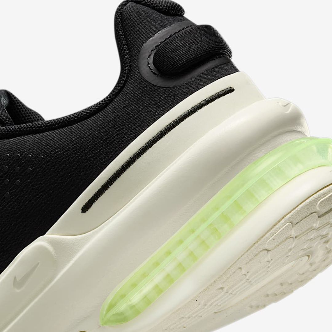 Par Zapatos Nike Air Zoom Upturn
SC