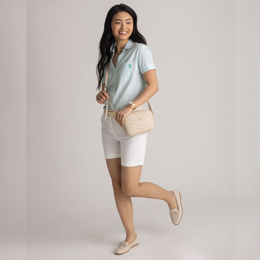 Crossbody Polo Color Crema Acolchado En V