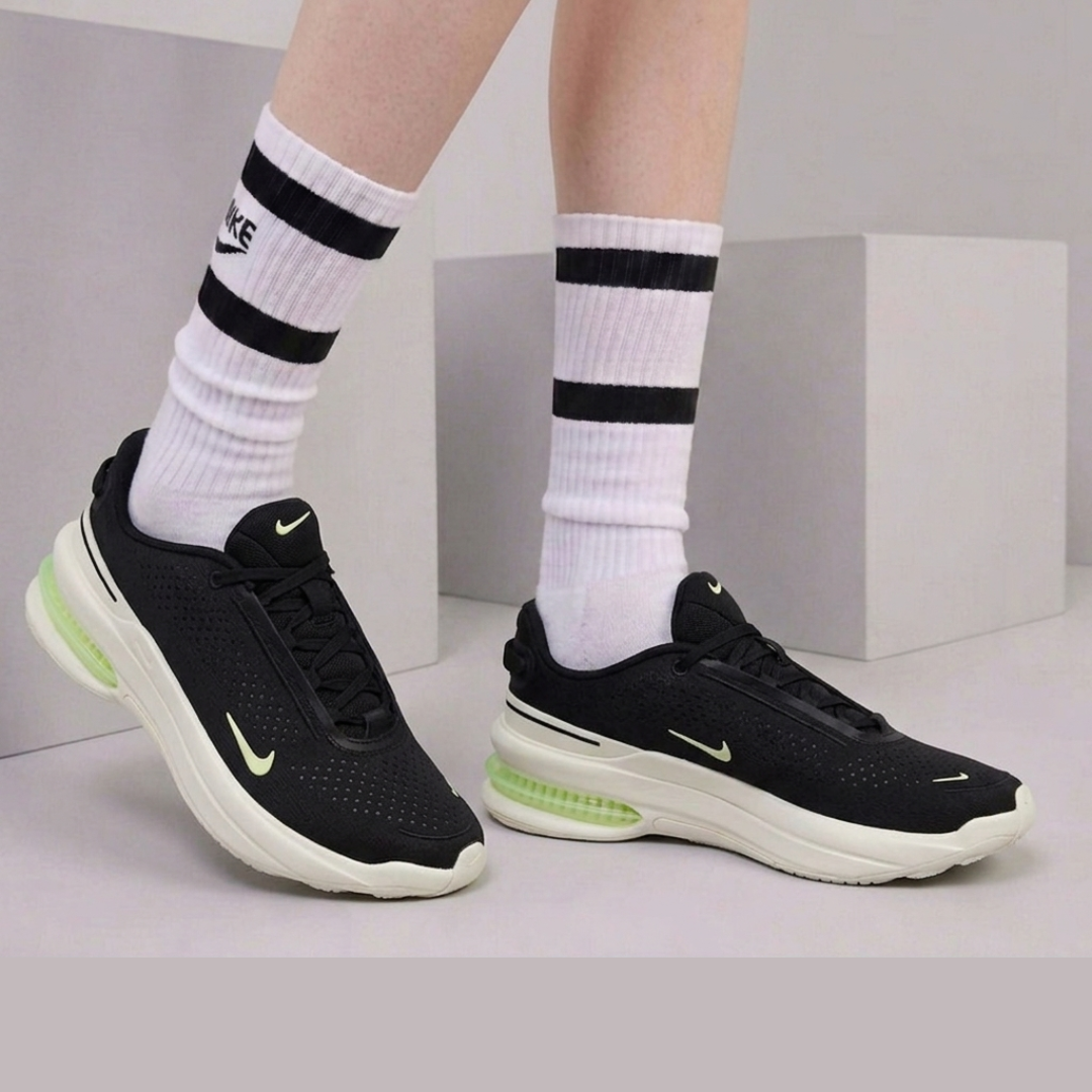 Zapatos Nike Air Zoom Upturn
SC