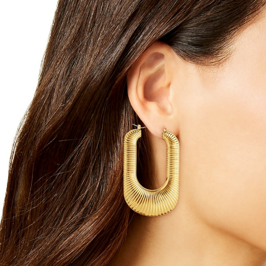 Aretes de Aro Rectangulares Texturizados Hipoalergénicos Jessica Simpson Tono Oro