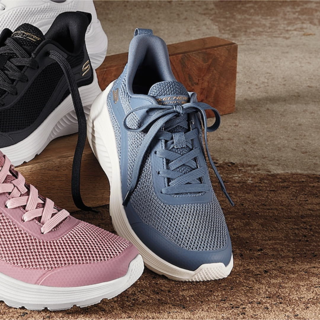 Zapatos Skechers BOBS Sport Squad Waves Azul Estilo y Confort Superior