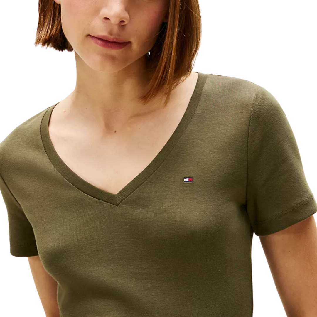 Franela Tommy Hilfiger Cuello en V Verde Oliva Para Mujer
