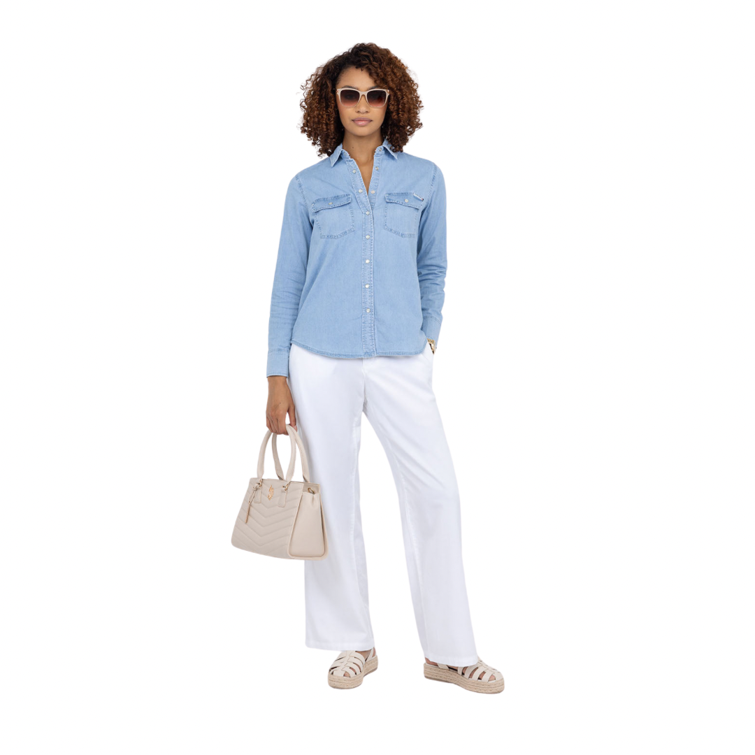 Camisa Polo Jeans Claro con Broches de Presión Para Mujer